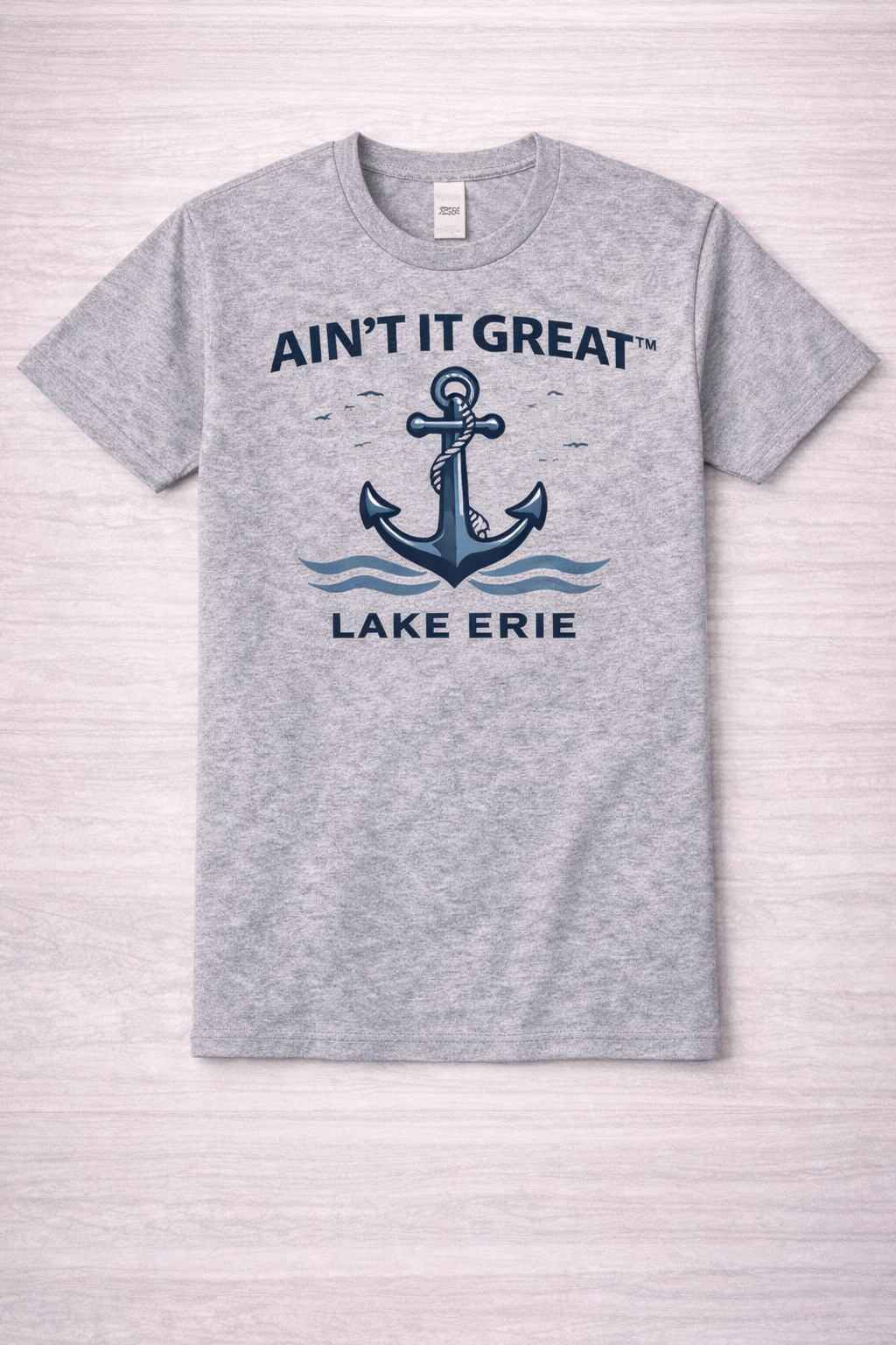 Short sleeve t-shirt